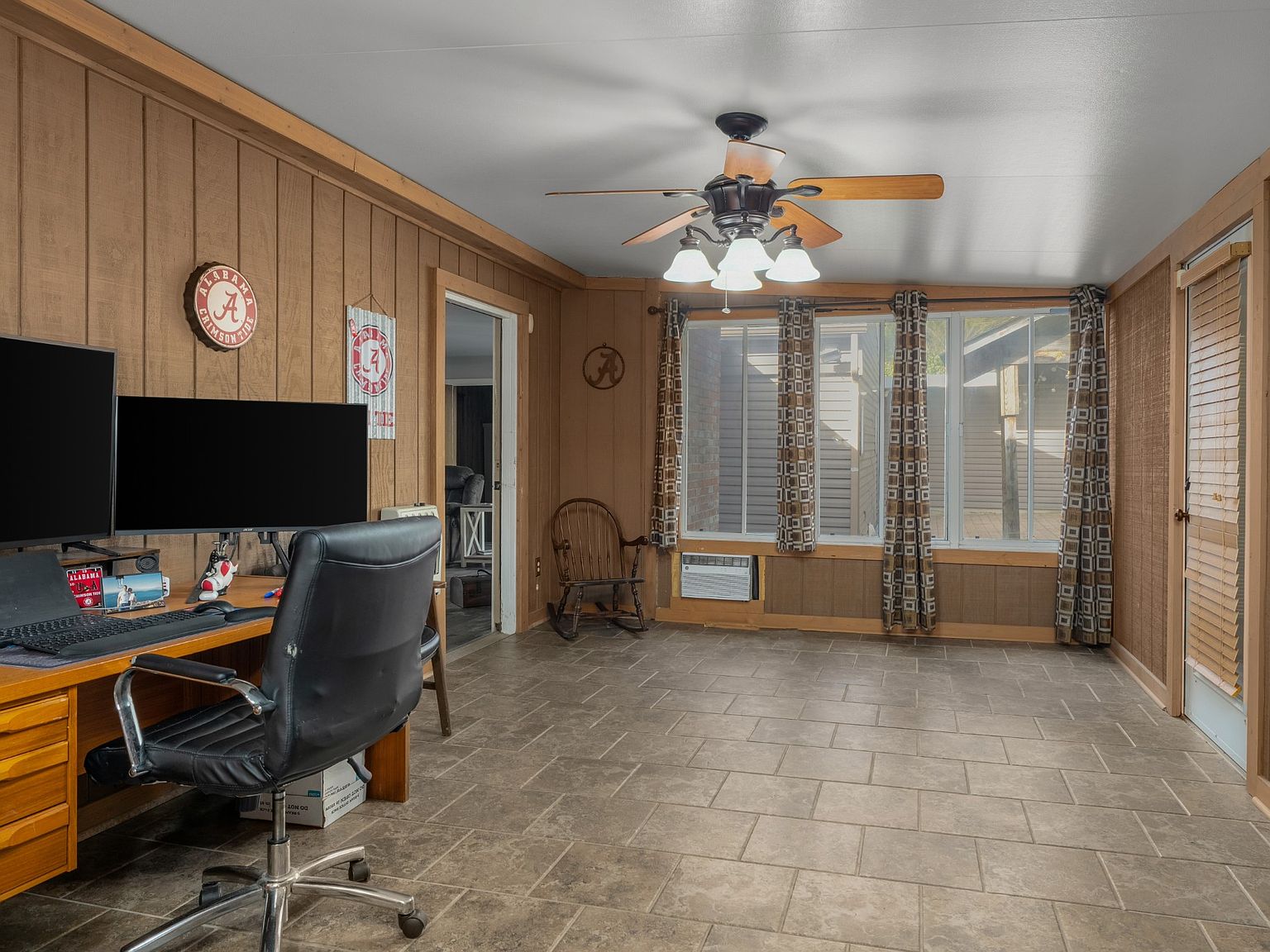 201 Glendale Cir — home for sale, photo 34
