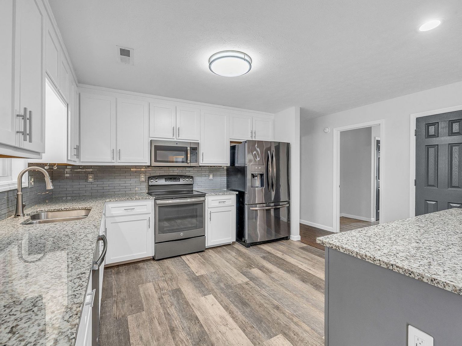 240 Scenic Ct — home for sale, photo 24