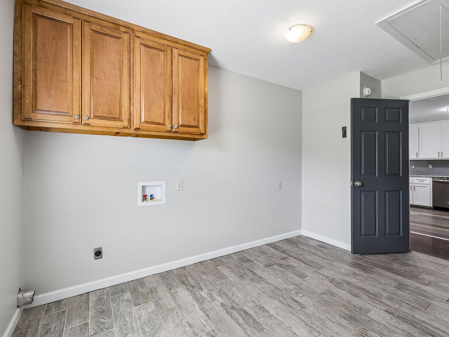 240 Scenic Ct — home for sale, photo 31